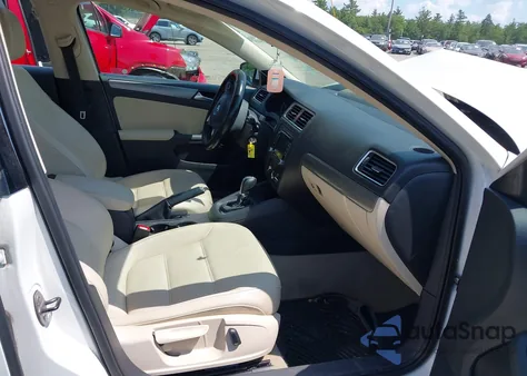 2013 Volkswagen Jetta 2.0L Tdi from USA, damaged, VIN 3VWLL7AJ5DM303196